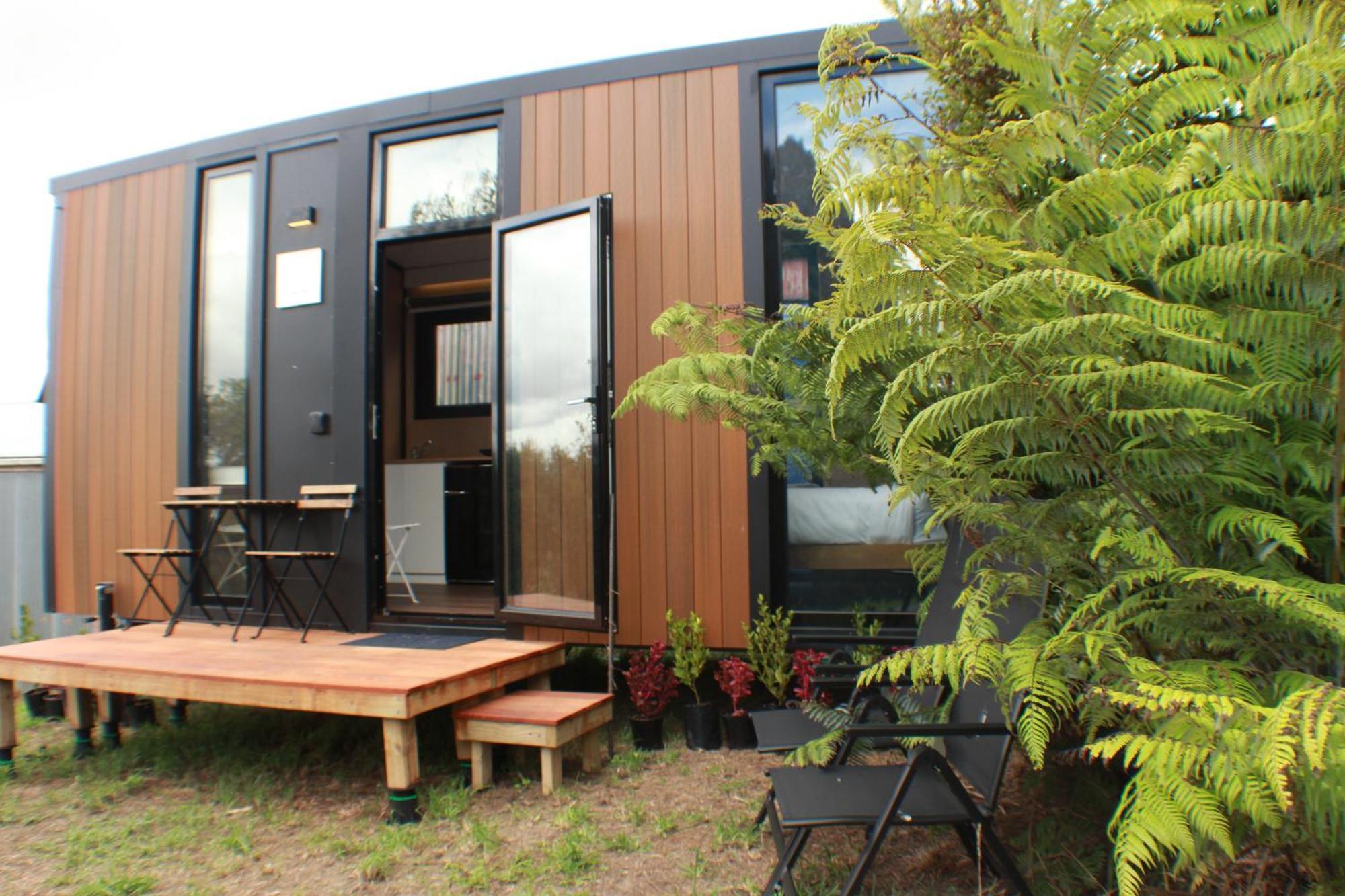 Cozy Cabin2 With Outdoor Bath At Dairy Flat Farm Waitoki ภายนอก รูปภาพ